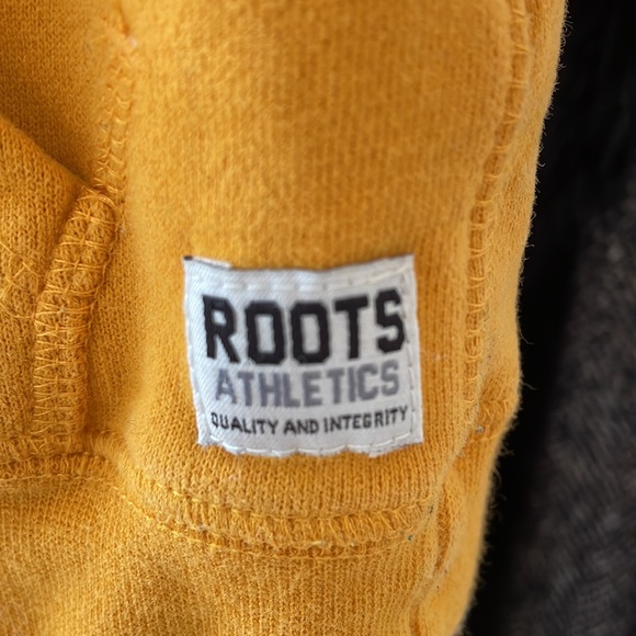 Roots hoodie 6-12M - Picture 2 of 6